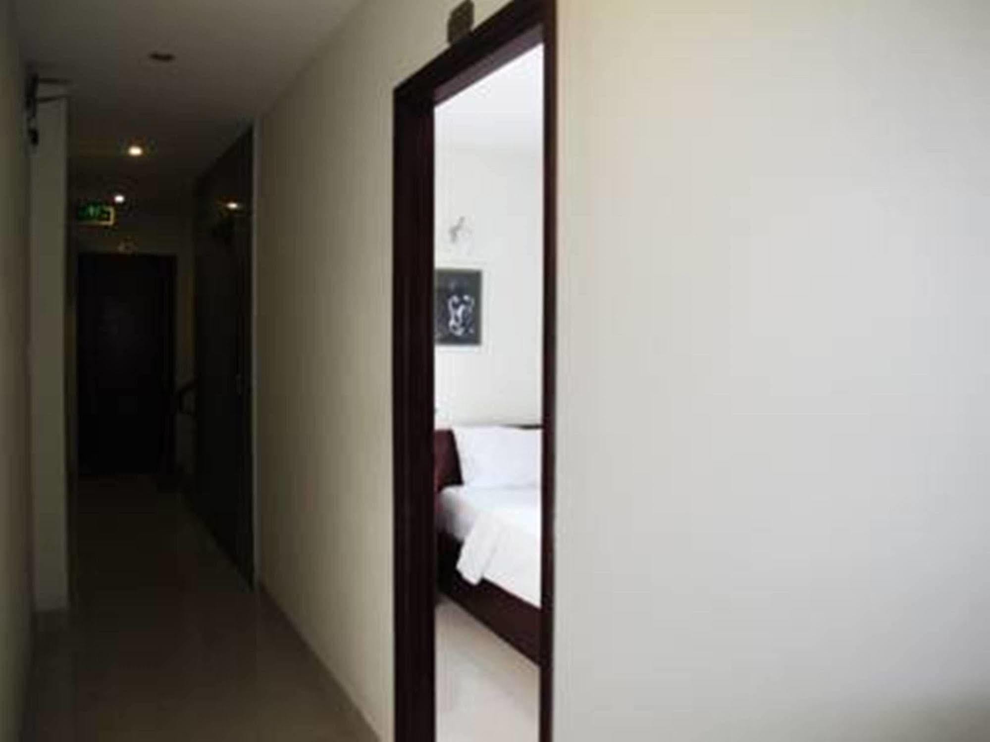 Bao Quang Hotel Дананг Екстериор снимка